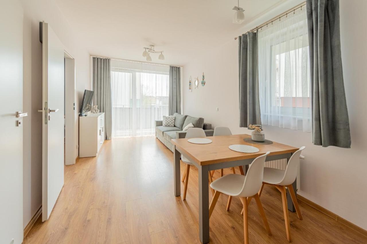 Harbor 9 Apartment Kolobrzeg Exterior photo